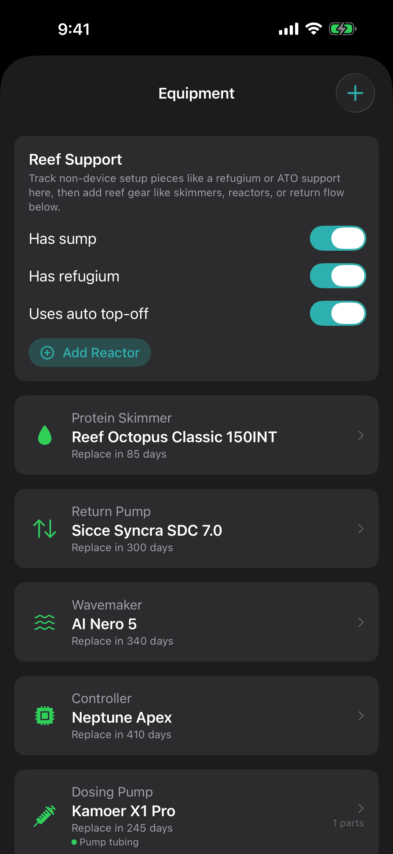 TankForge simulator screenshot showing reef support equipment, sump, refugium, ATO, skimmer, pump, controller, and dosing gear
